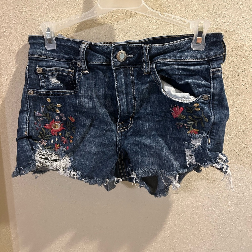 American Eagle embroidered Jean shorts